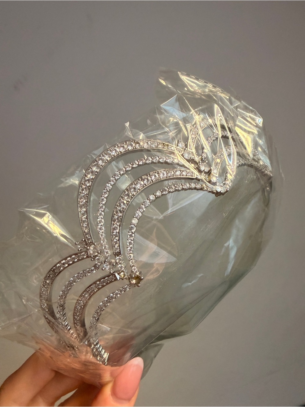 Silver Crystal Wave Tiara Headband - Elegant Women's Accessory